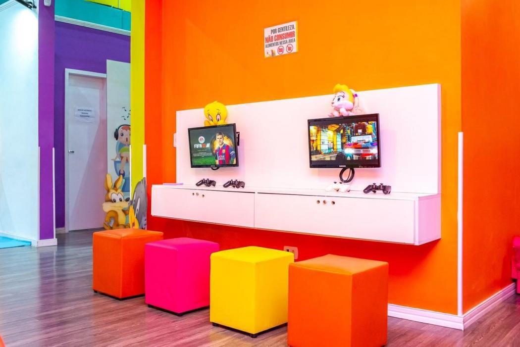 Casa comercial à venda em Prado Velho, Curitiba — Hub Urbana